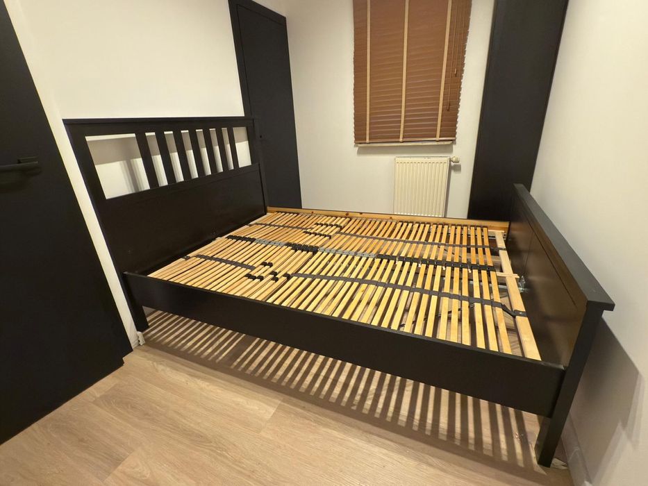 Łóżko Ikea Hemmnes 140x200 ciemny brąz