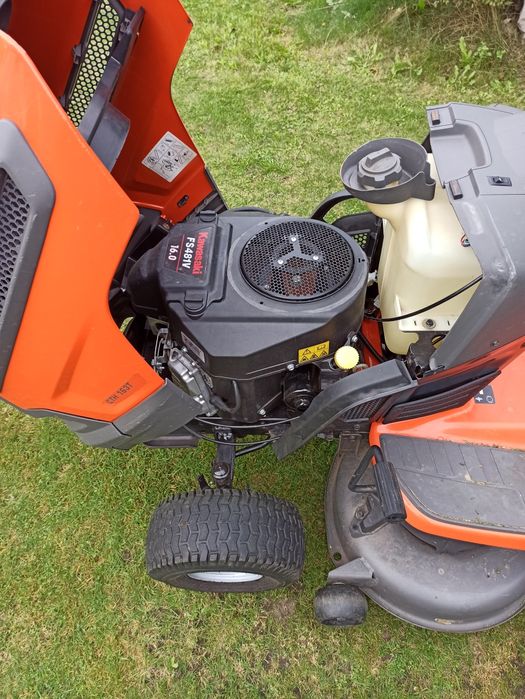 Traktorek kosiarka Husqvarna kawasaki V2 16 koni z koszem