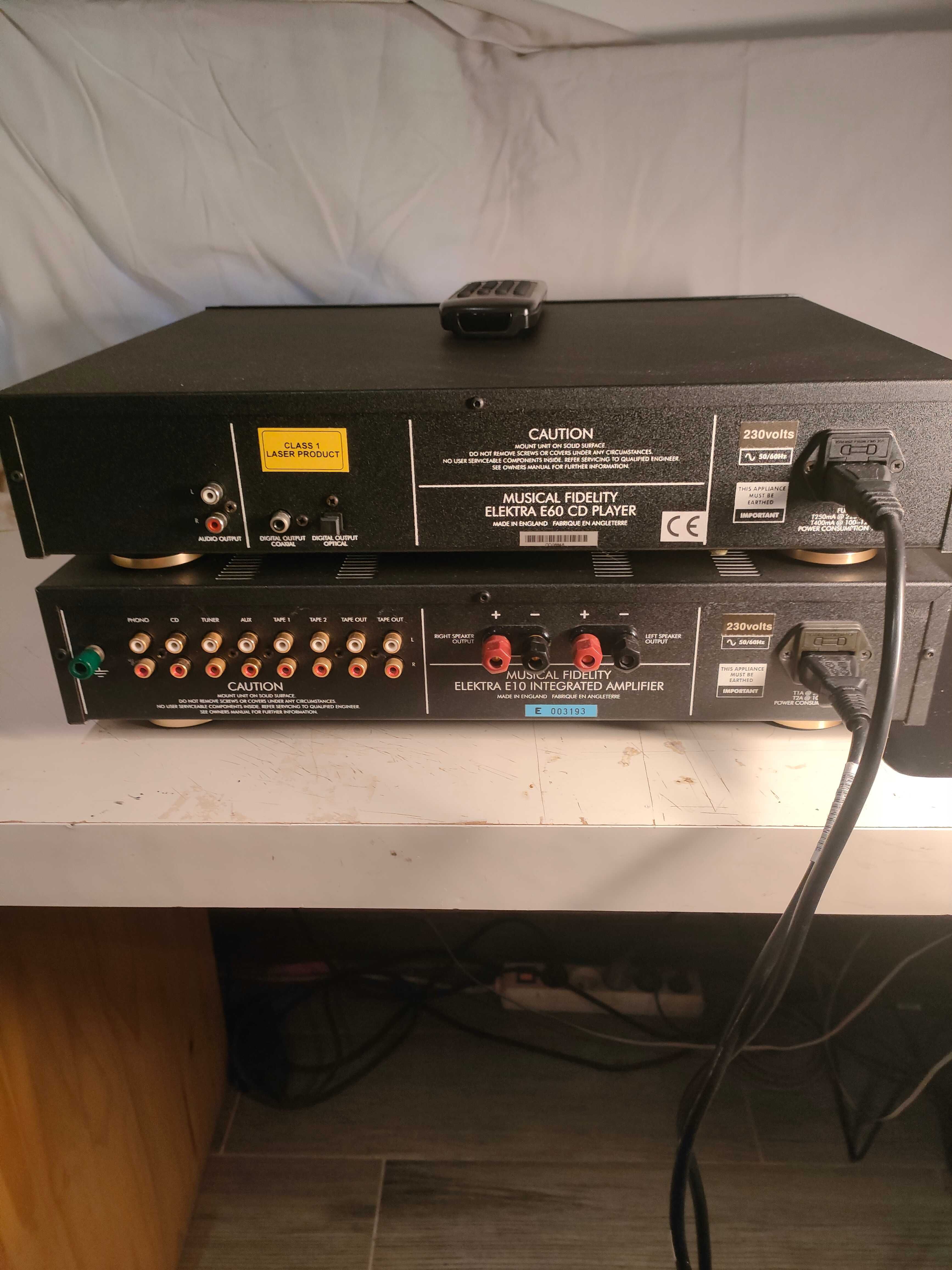 Musical Fidelity, wzmacniacz plus odtwarzacz CD model Elektra.