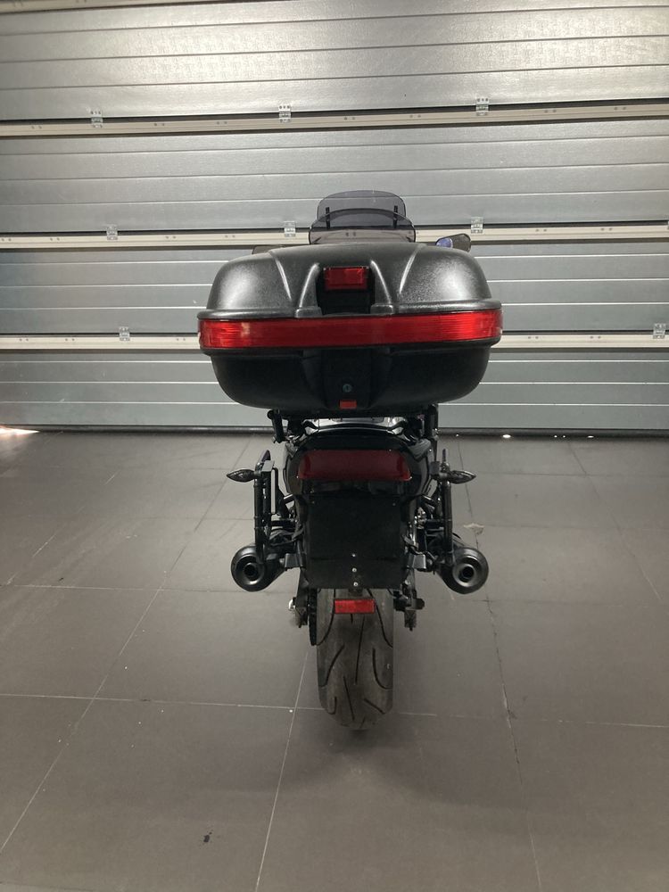 Honda CBR 1000F