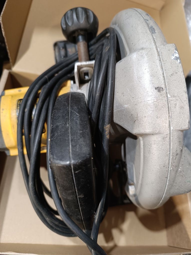 Pilarka tarczowa DeWalt DW 62