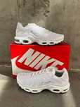 Buty meskie Mokasyny Nike_Air_Max_Plus_Triple_White
