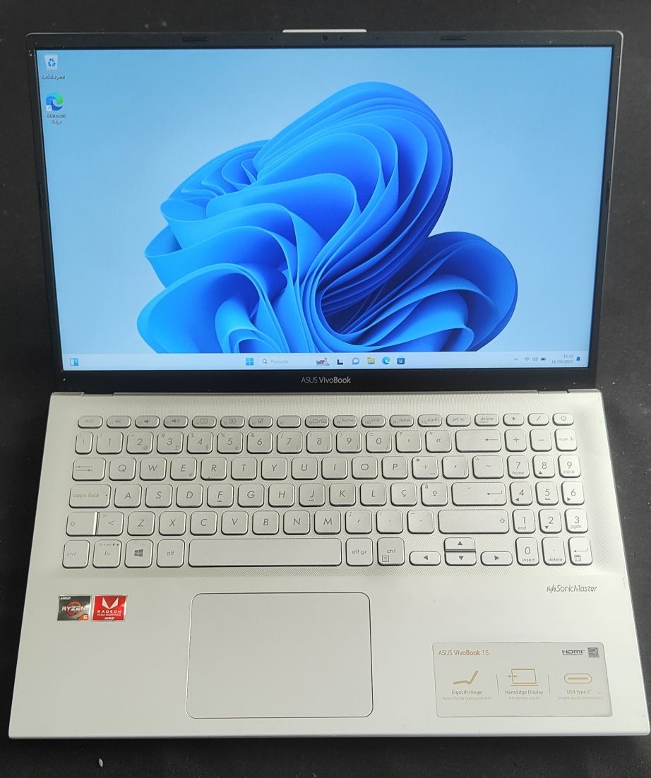 Portátil ASUS Vivobook x512d 15.6" Ryzen 5 20GB RAM 500GB SSD Vega8 2G