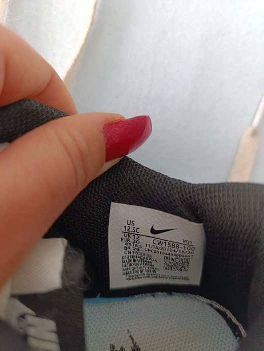 Buty chłopięce rozmiar 30 Nike