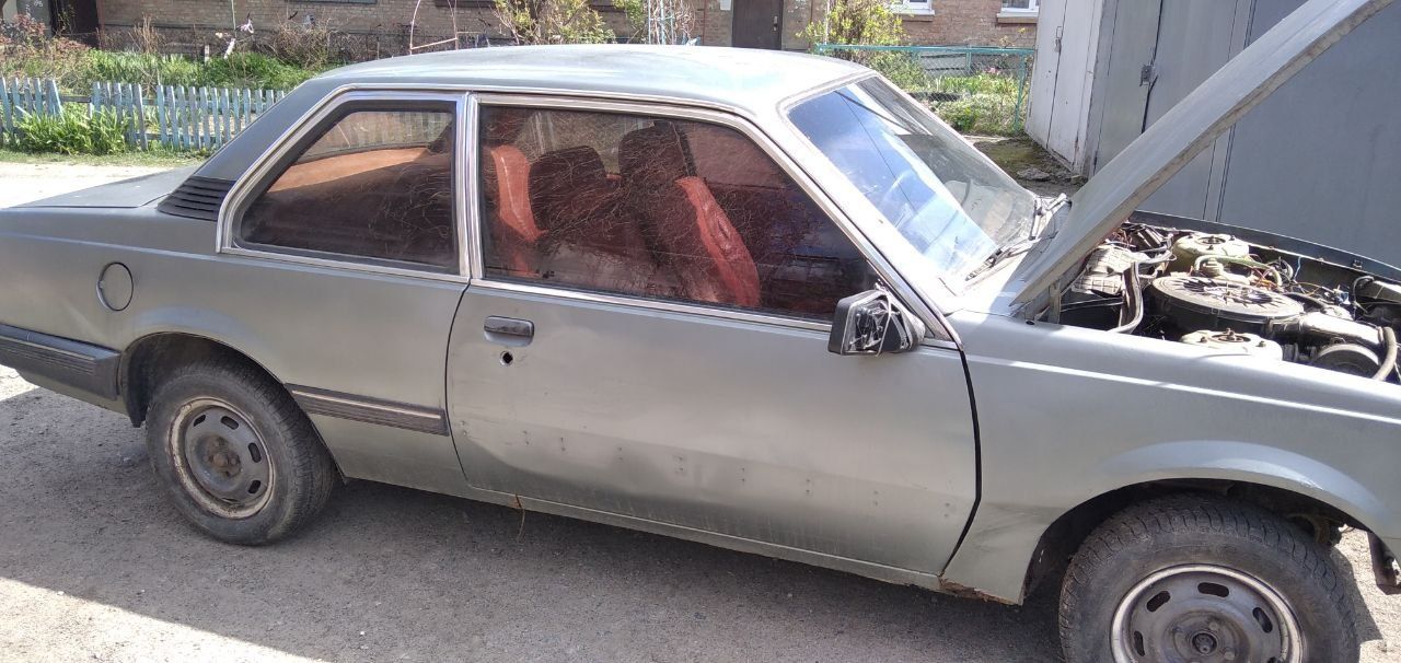 Продам opel ascona cupe 1981 года