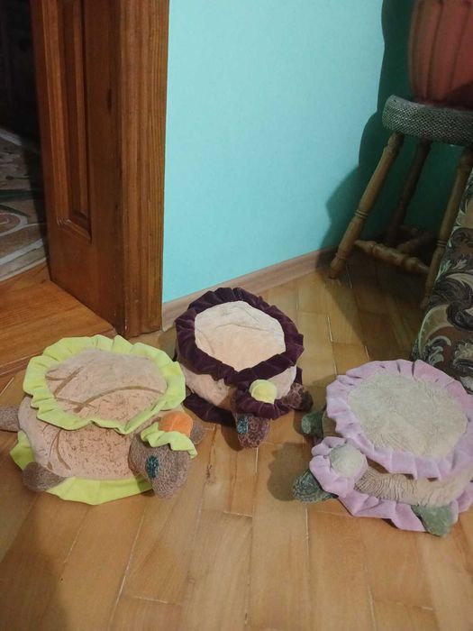 М'яка іграшка-подушка