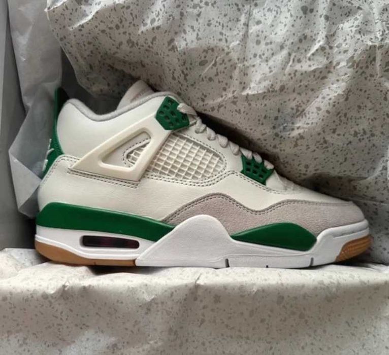 Jordan_4_Retro_Green_Pine Biegania / Roz.39