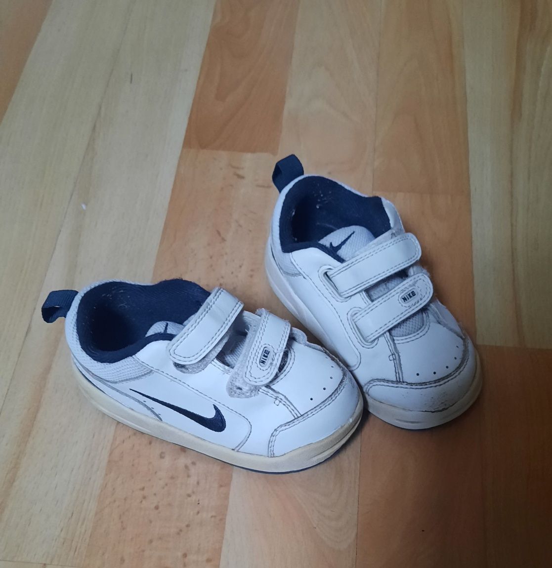 Buty dziecięce sportowe Nike