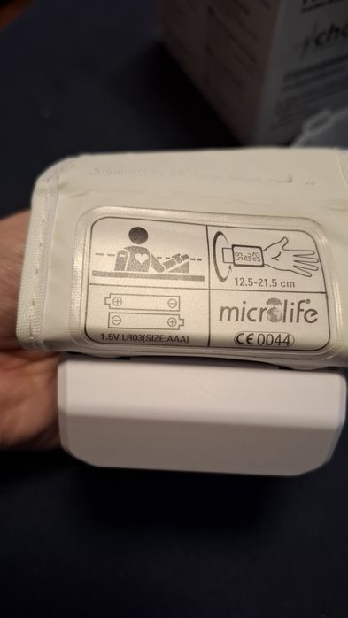 Ciśnieniomierz nadgarstkowy Microlife BP W90