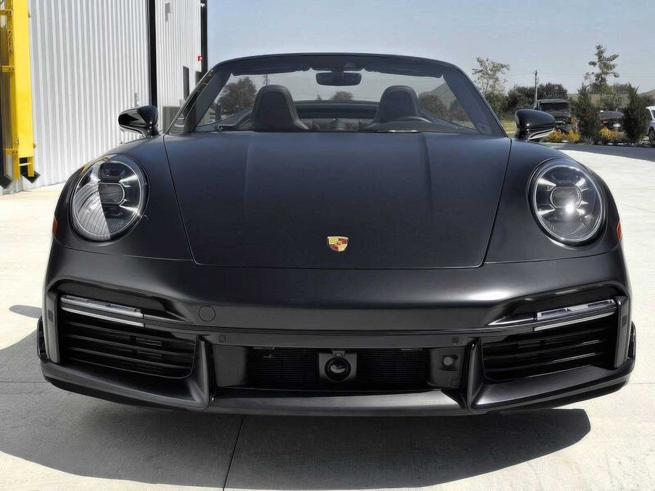 Porsche 911 Turbo S      2021