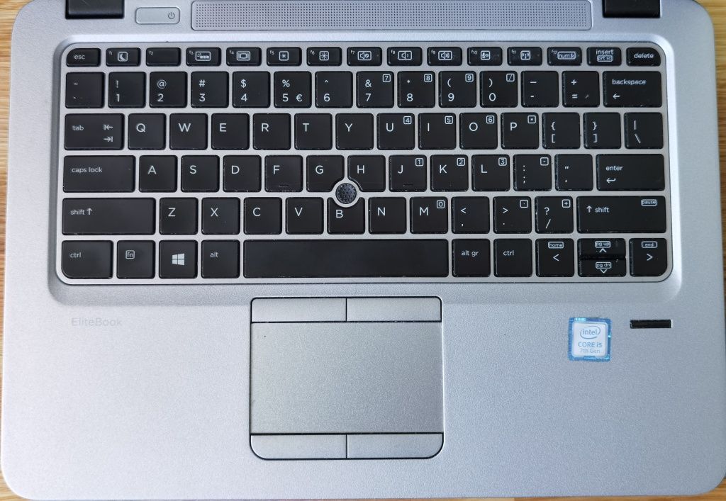Ultrabook HP Elite 820G4, 12.5", IntelCore i5, SSD 256GB, 8GB RAM, W10
