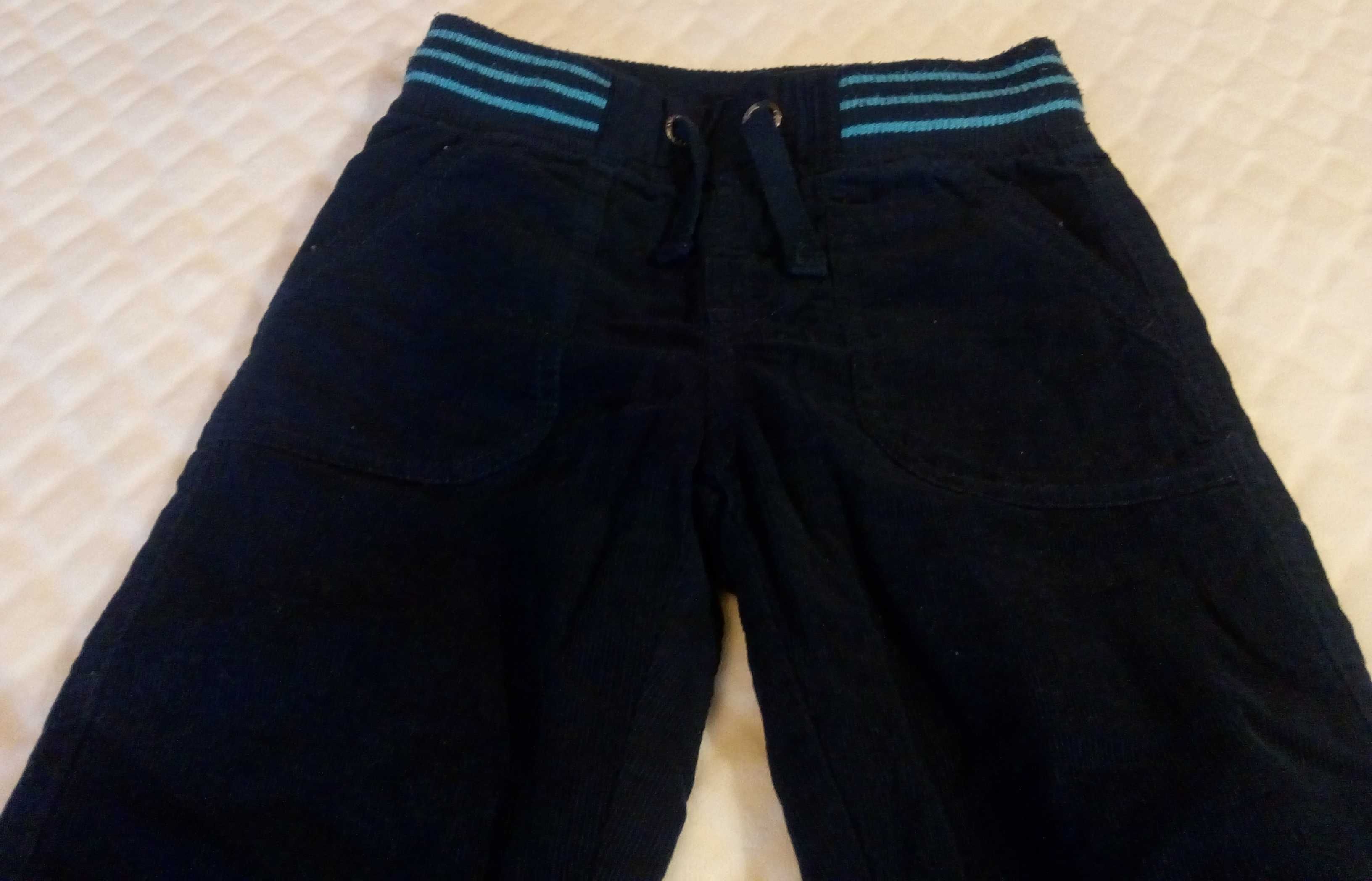 Spodnie chłopięce granatowe, sztruksowe (92) (Odzież)