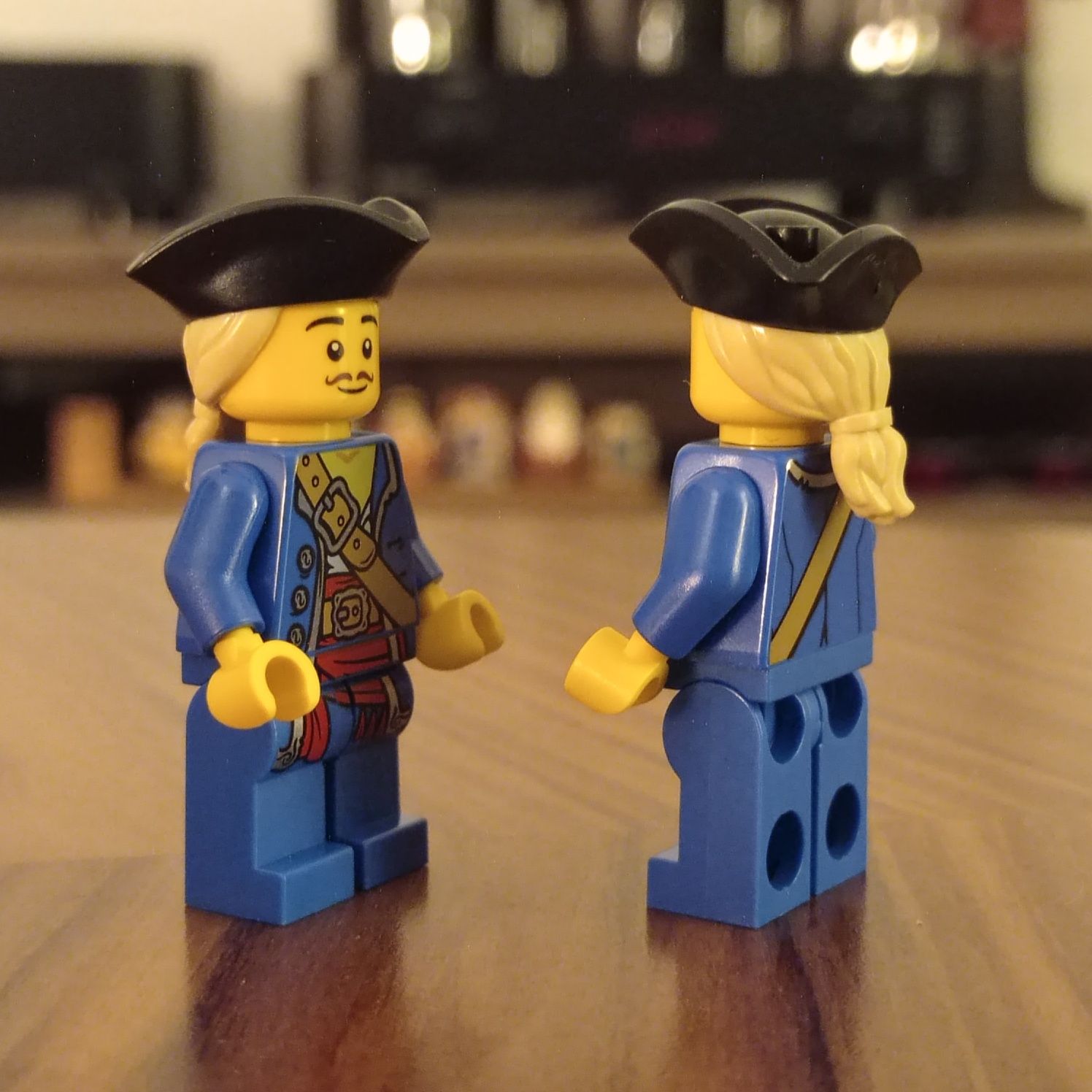 Minifigures LEGO pirates kultowa figurka admirał