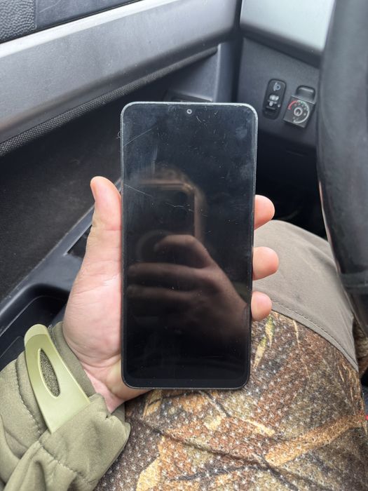 Продам Redmi 13C