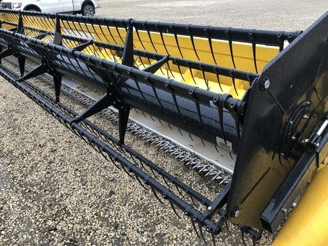 Жатка NEW HOLLAND - 740 CF 2012