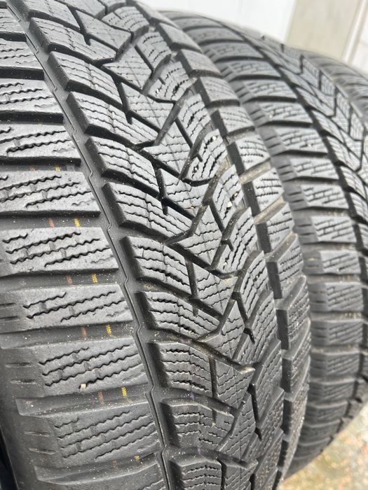 Шини 205/55 r16 Dunlop стан нових