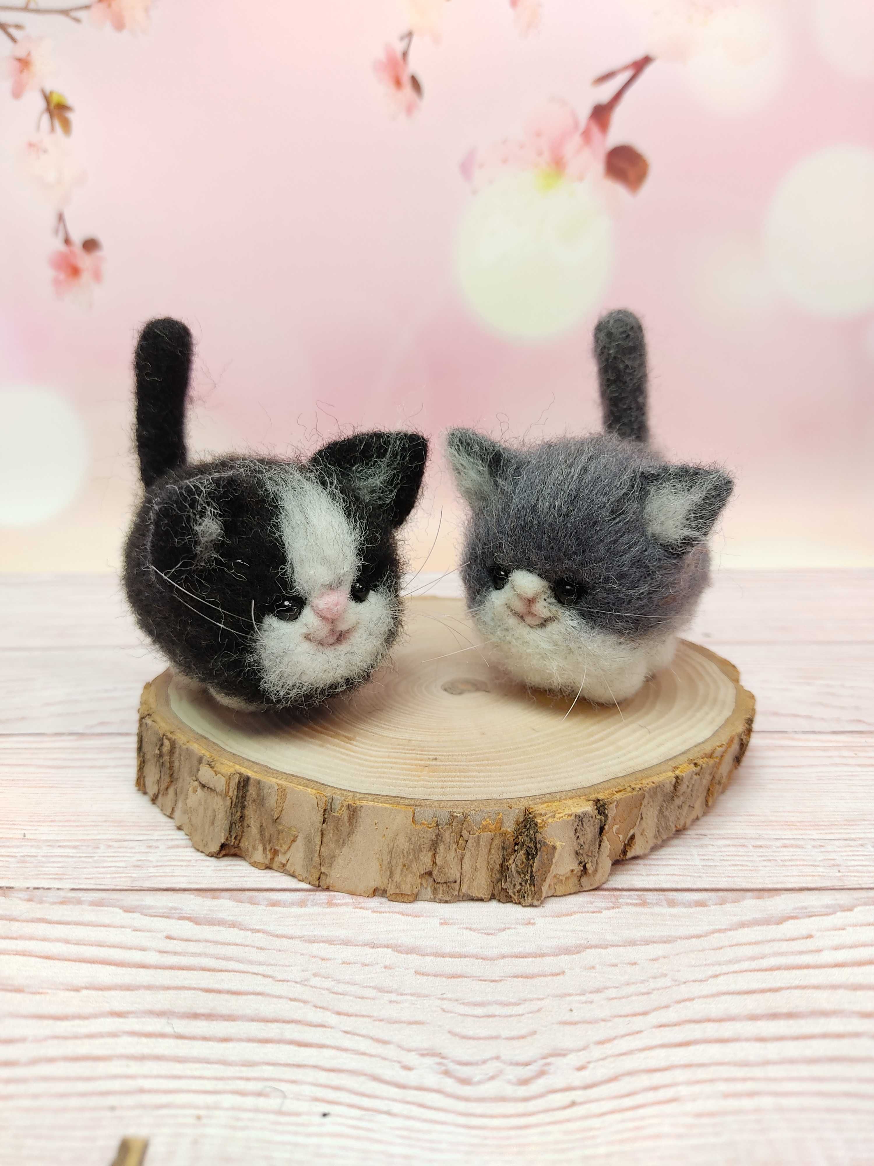 Котики из шерсти. Игрушка кот. Портрет животного Сувенир котик