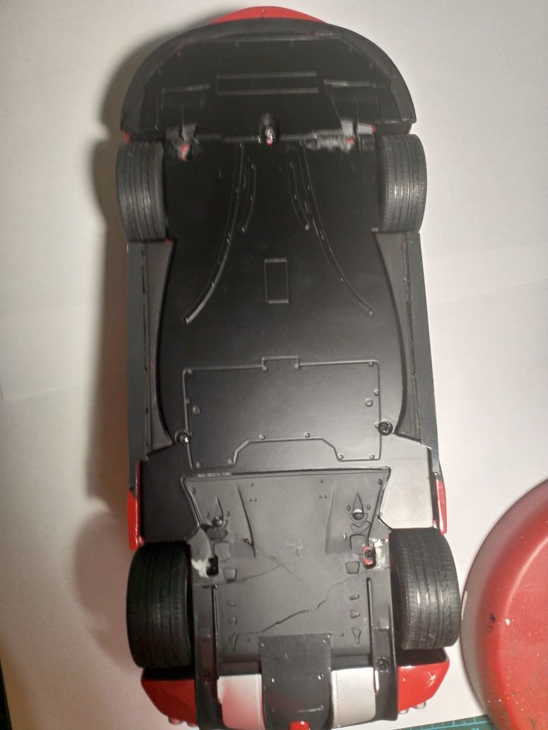 Ferrari Laferrari Kyosho 1:18 detale jak w Autoart