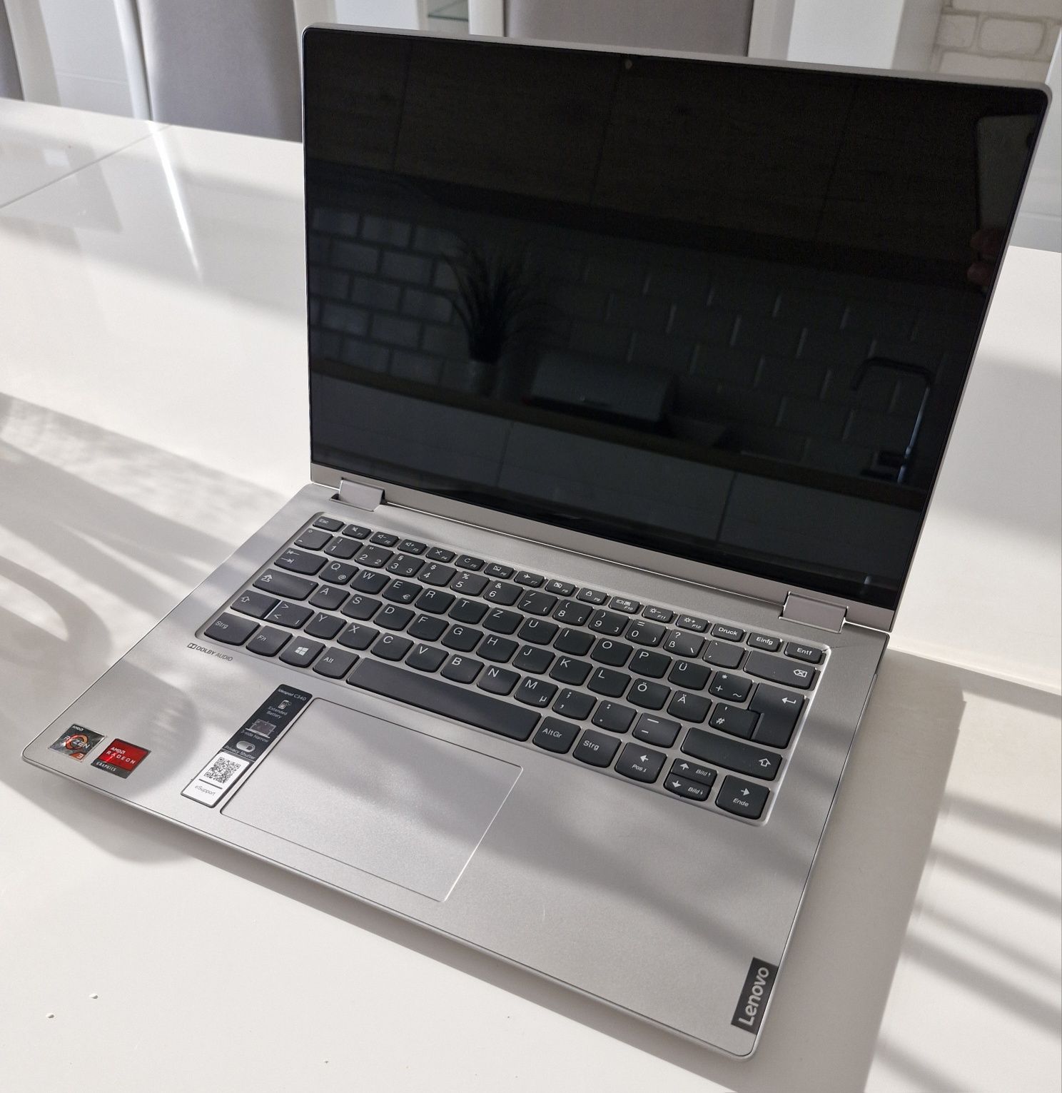 Laptop Lenovo Ideapad C340-14API Ryzer 3 4gb Ram Adm Radeon Graphics