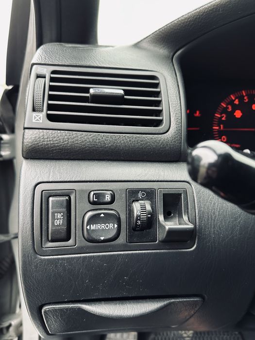 Toyota Corolla 1.8л 2003г