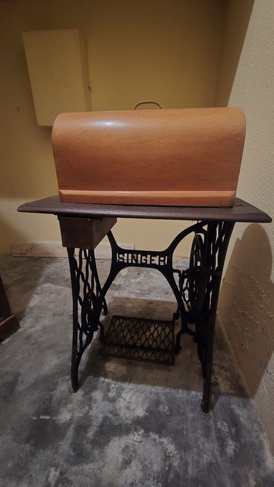 Máquina de costura Singer