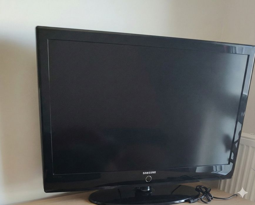 Telewizor Samsung LCD 42 cale+ pilot