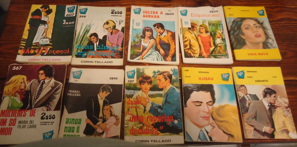 Livros de romances antigos