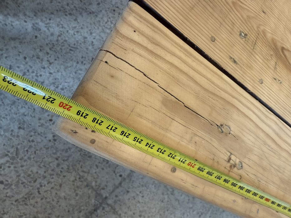 Mesa de madeira vintage