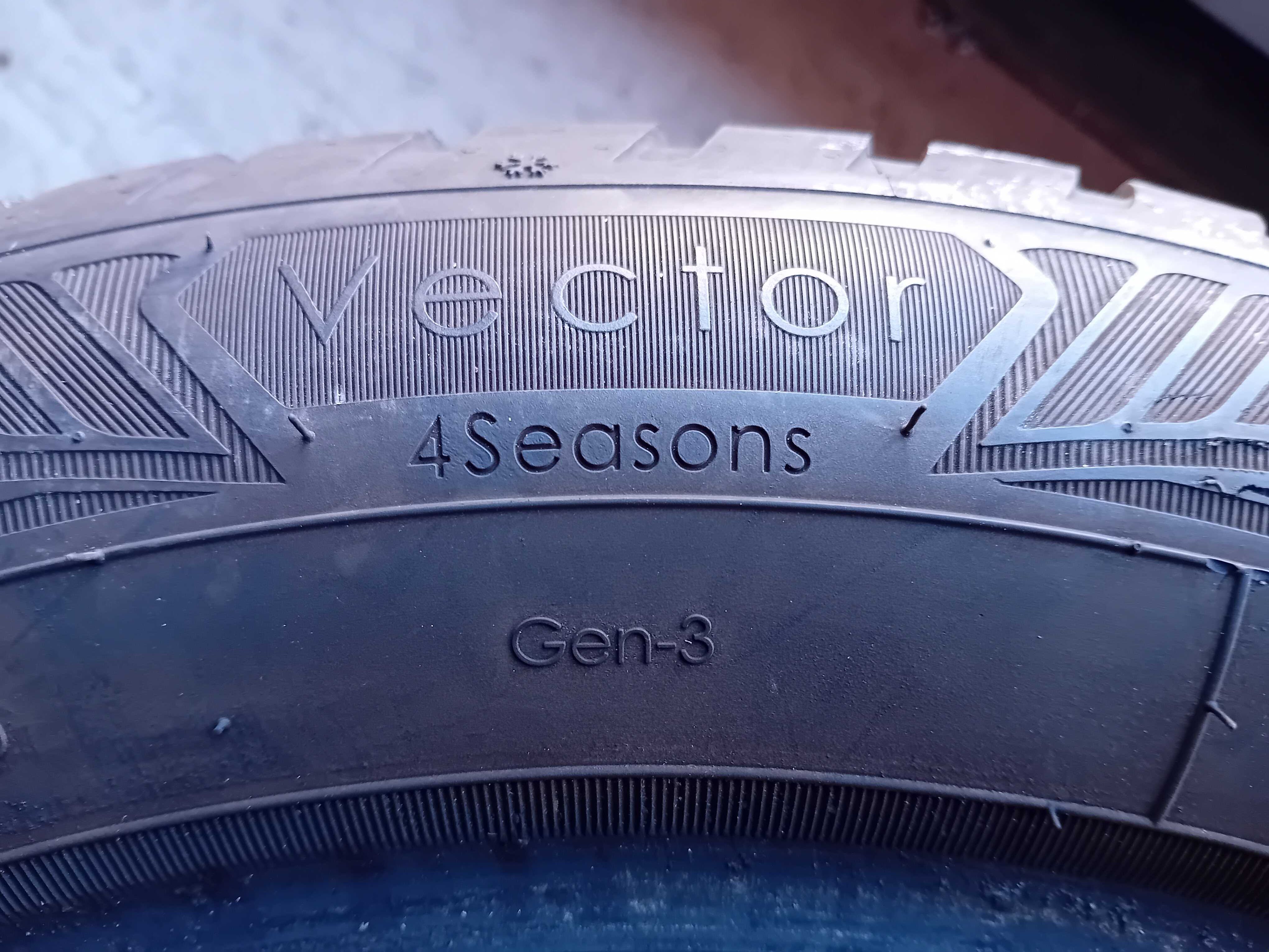 175/65/14 GOODYEAR Vector 4Seasons Gen-3 6mm 20 rok F-VAT