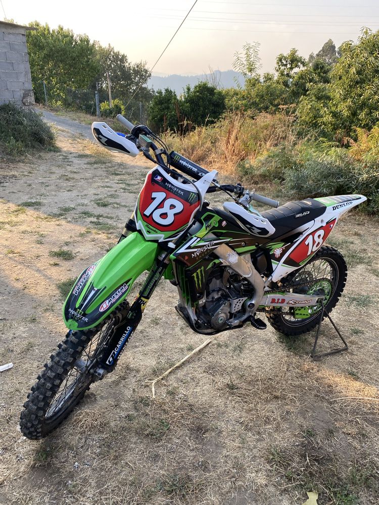 Vendo kawasaki kxf 250