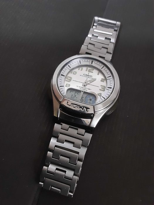Годинник наручний кварцевий Casio Iluminator AQ-180W