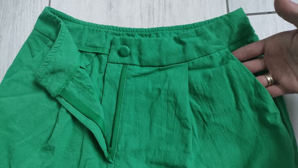 Komplet jak nowy marynarka i spodenki S 36