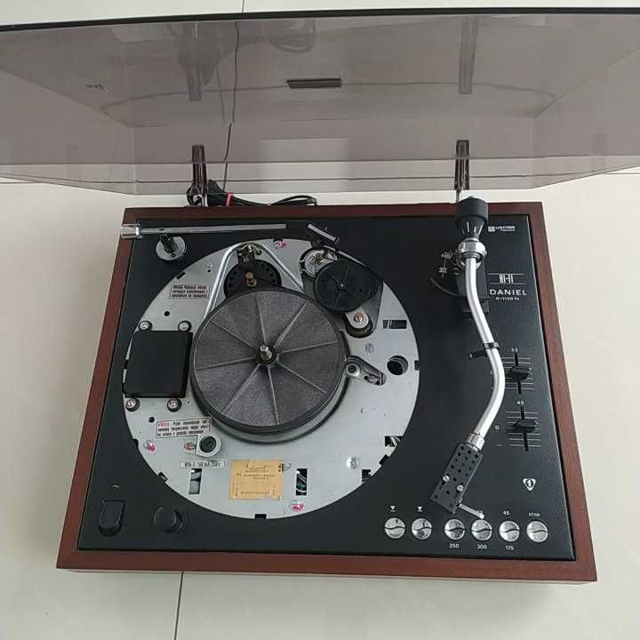 Gramofon Daniel G-1100fs