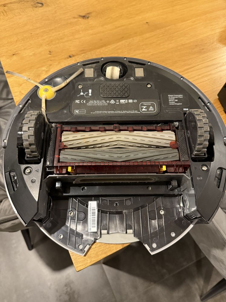Sprzedam odkurzacz iRobot Roomba 886