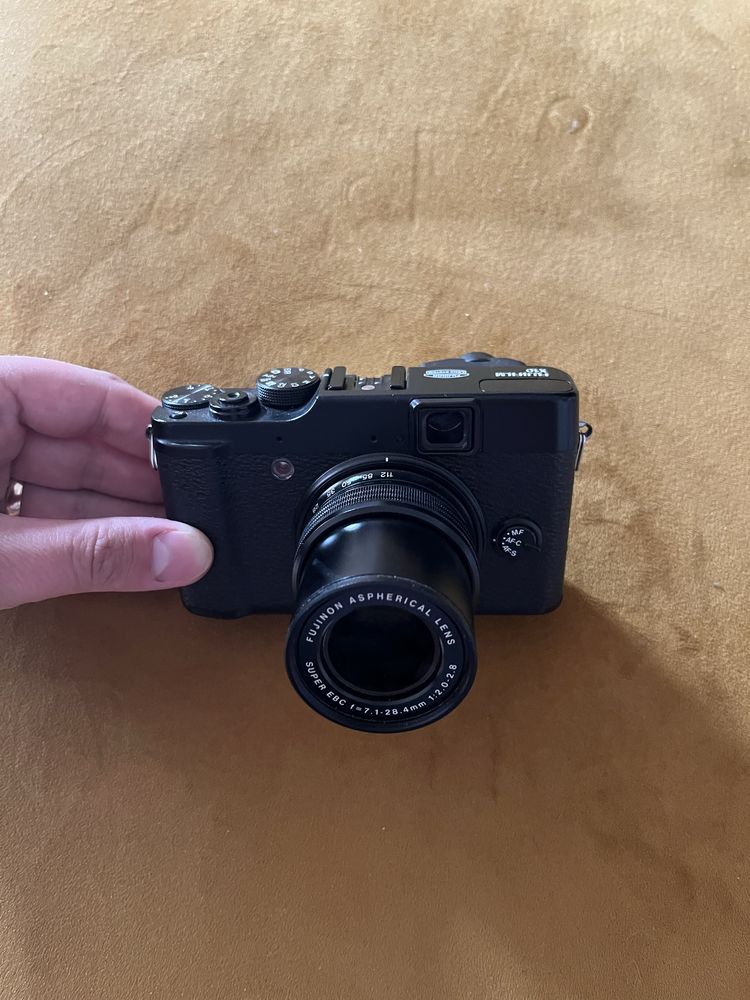 Aparat fotograficzny Fujifilm x10 Fuji jak x100