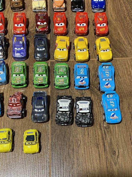 Disney Pixar Cars Mini Racers