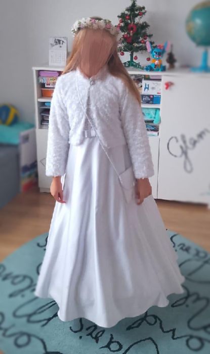 Alba z kołem kożuszek wianek buty torebka rękawiczki