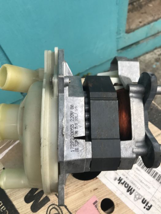 Двигун до посудомийки-СІМЕНС