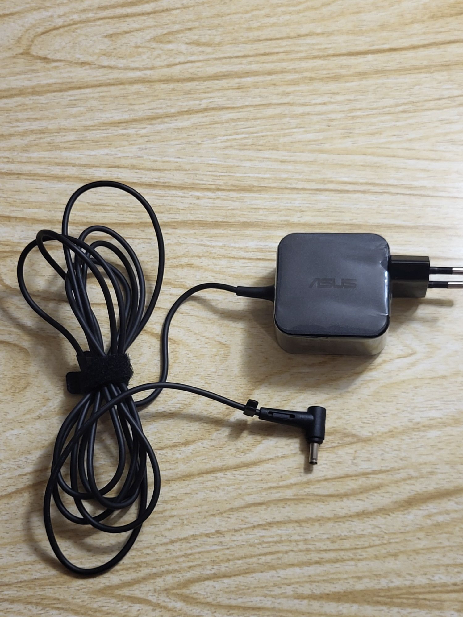 Блок питания для ноутбука Asus ADP-33AW C , 19V,1,75A