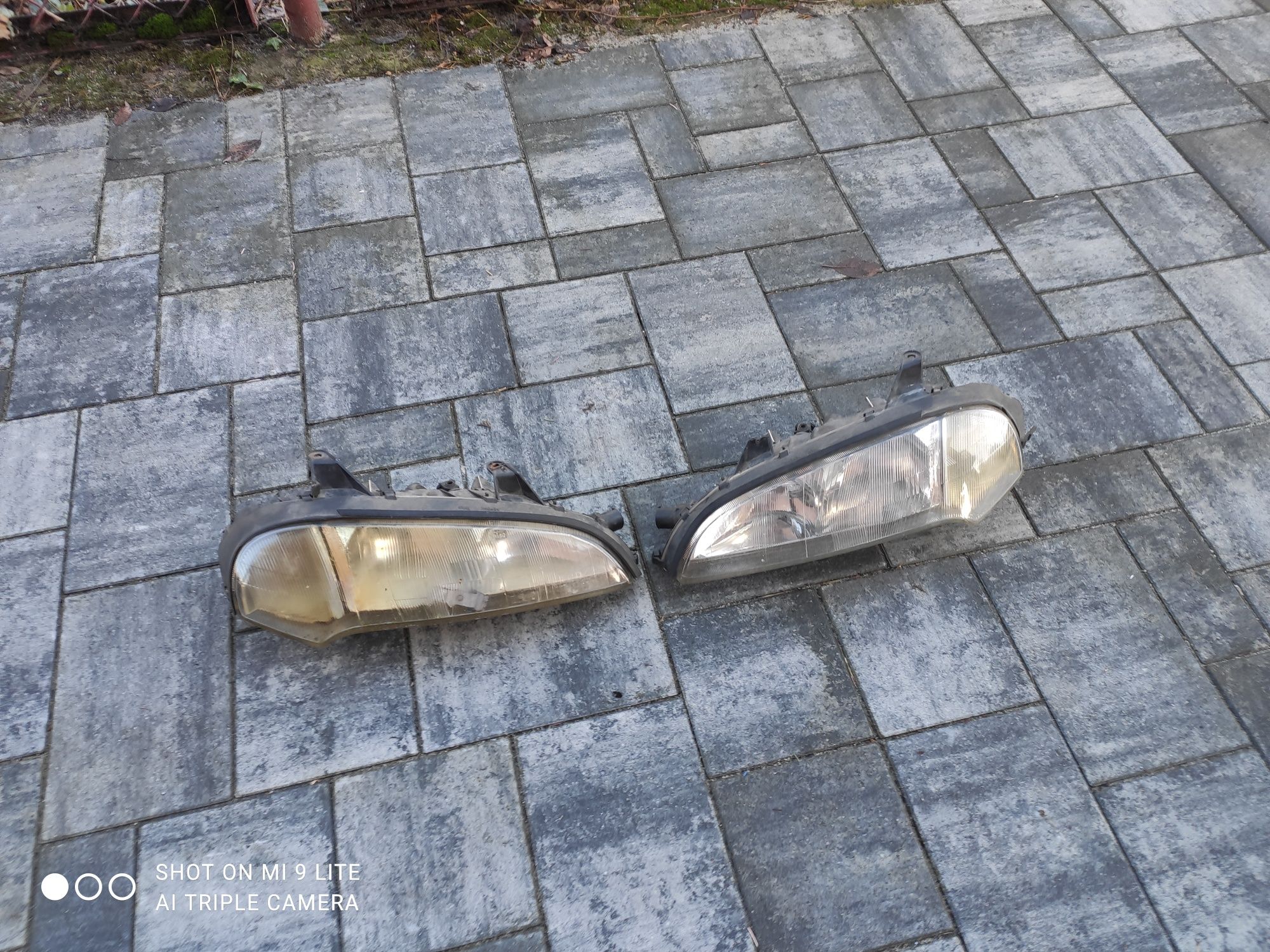 Reflektor lampy przód Opel Tigra A Komplet Europa