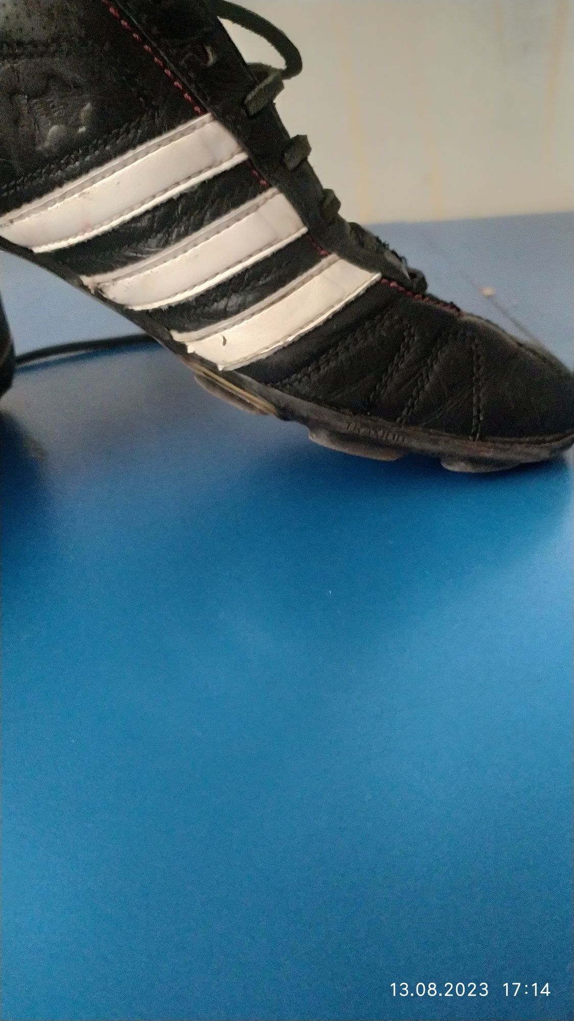 Продам буцы adidas