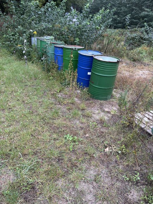 Sprzedam beczki metalowe 200l po miodzie na wode