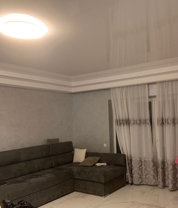 Диван мʼякий кутовий