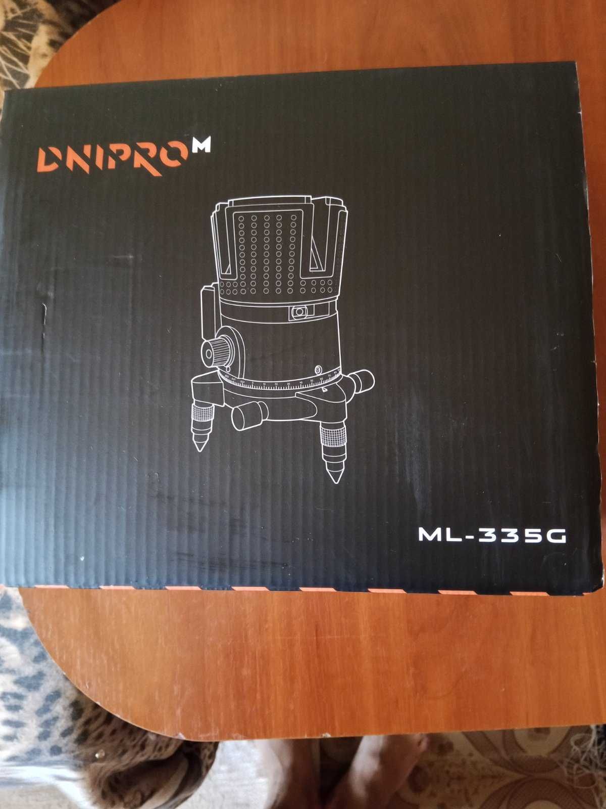 Лазерний рівень Dnipro-M ML-335G