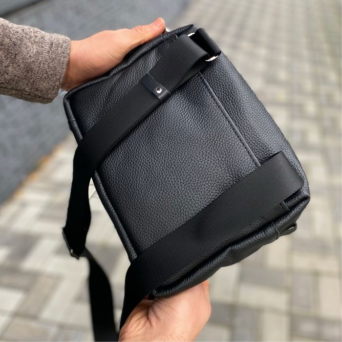 Шкіряна сумка чоловіча Натуральна шкіра чорна через плече CoreBag