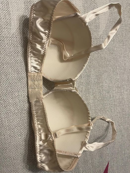 Biustonosz 80B satynowy