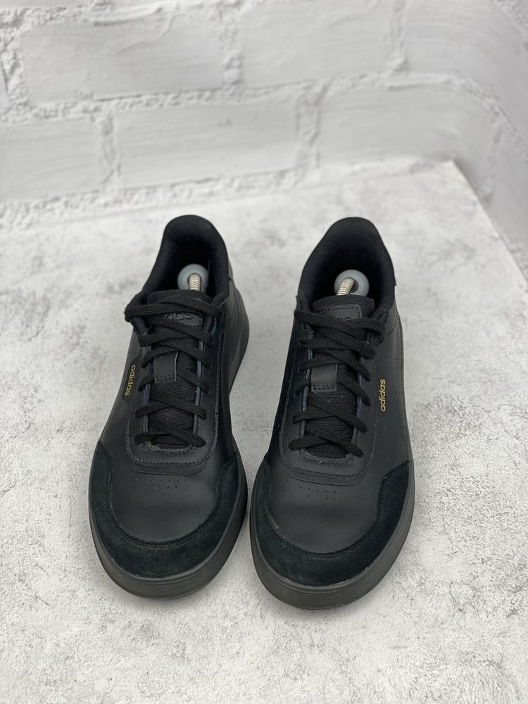 Чоловічі чорні кросівки Adidas 42p