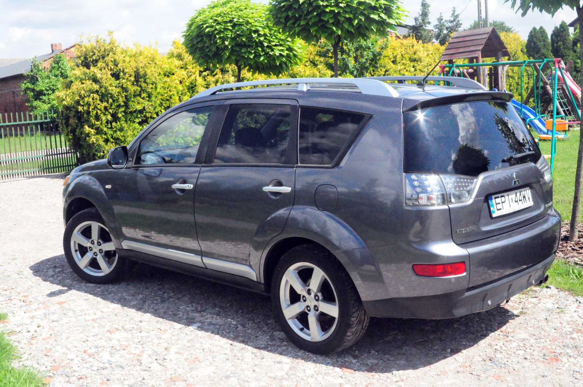 Mitsubishi Outlander Salon PL 2wł 7 miejsc