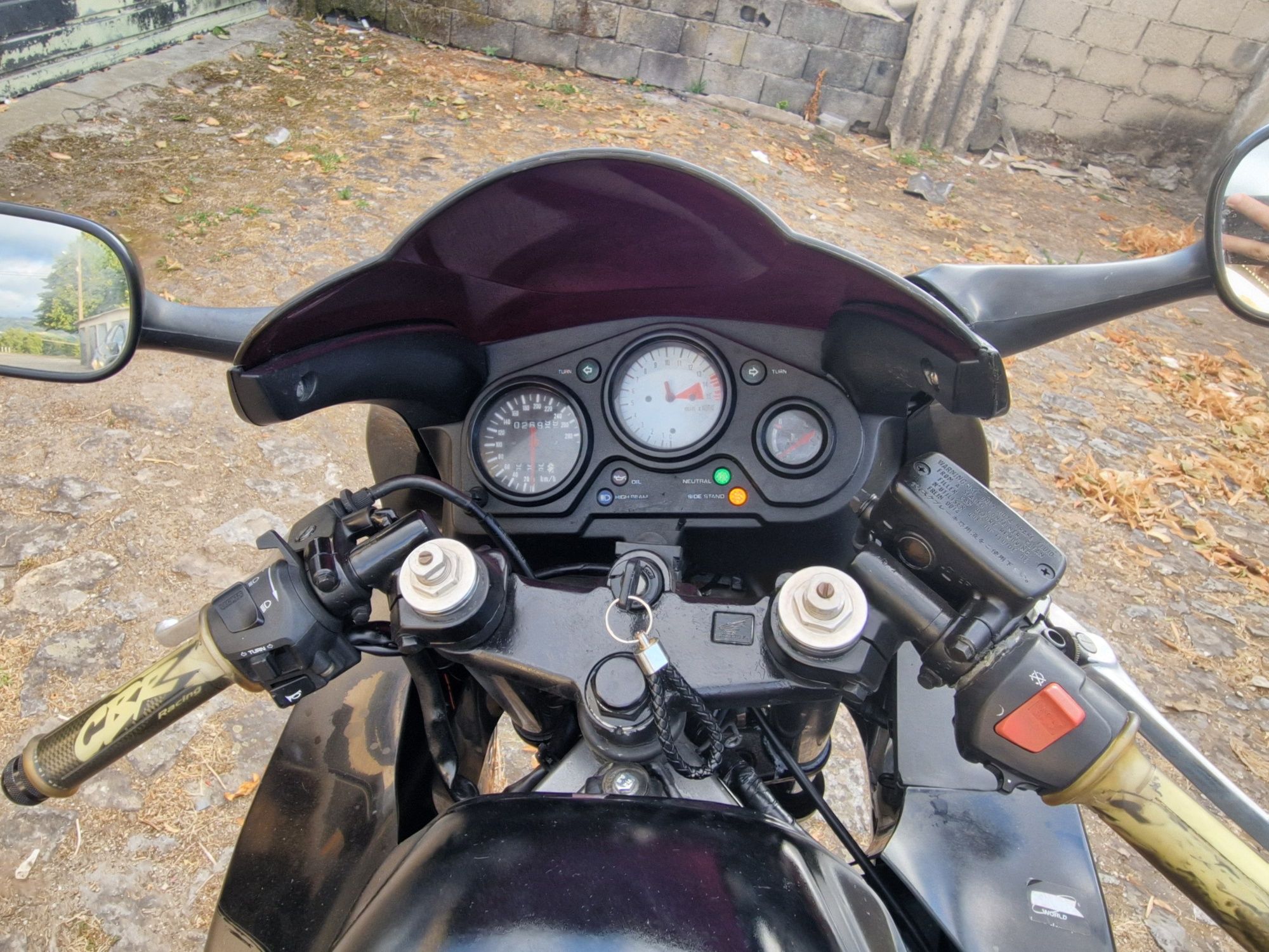Honda CBR 600 do ano de 98