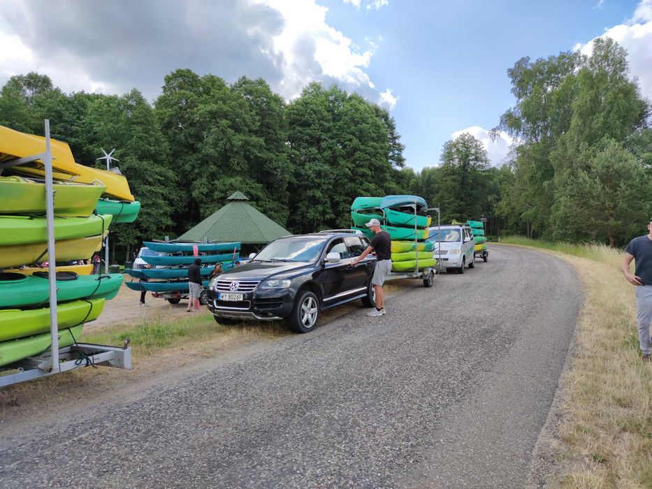Wynajem zestawu kajaki ,przyczepa , wiosła ,kamizelki /cena za miesiąc